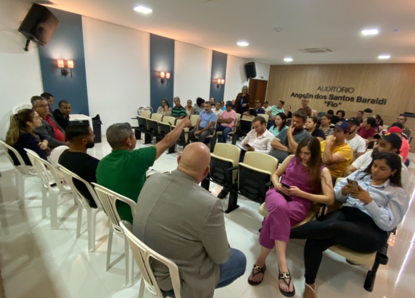 Reunião discussão estratégica e melhorias para o trabalho de ambulantes em Primavera do Leste
