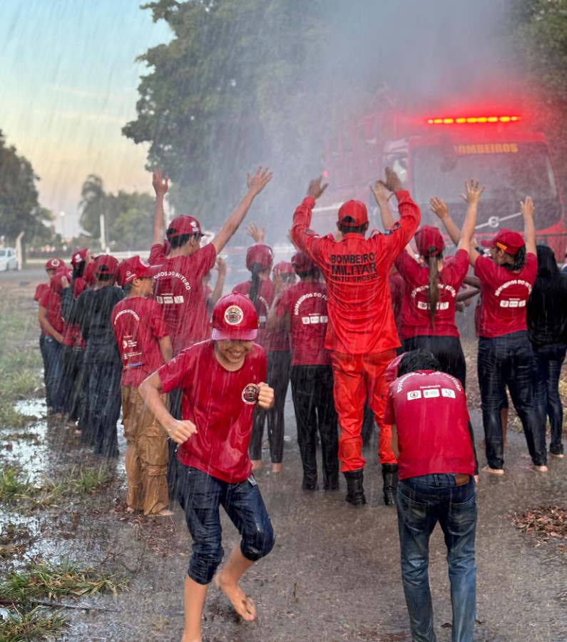 Projeto Bombeiros do Futuro realiza dia de campo com instruções práticas em Primavera do Leste