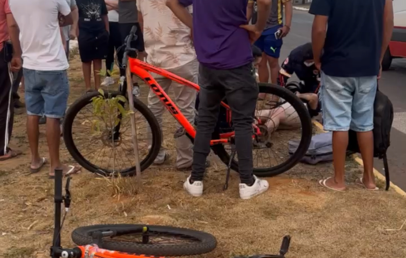 Colisão entre picape e motocicleta deixa uma pessoa ferida em Primavera do Leste