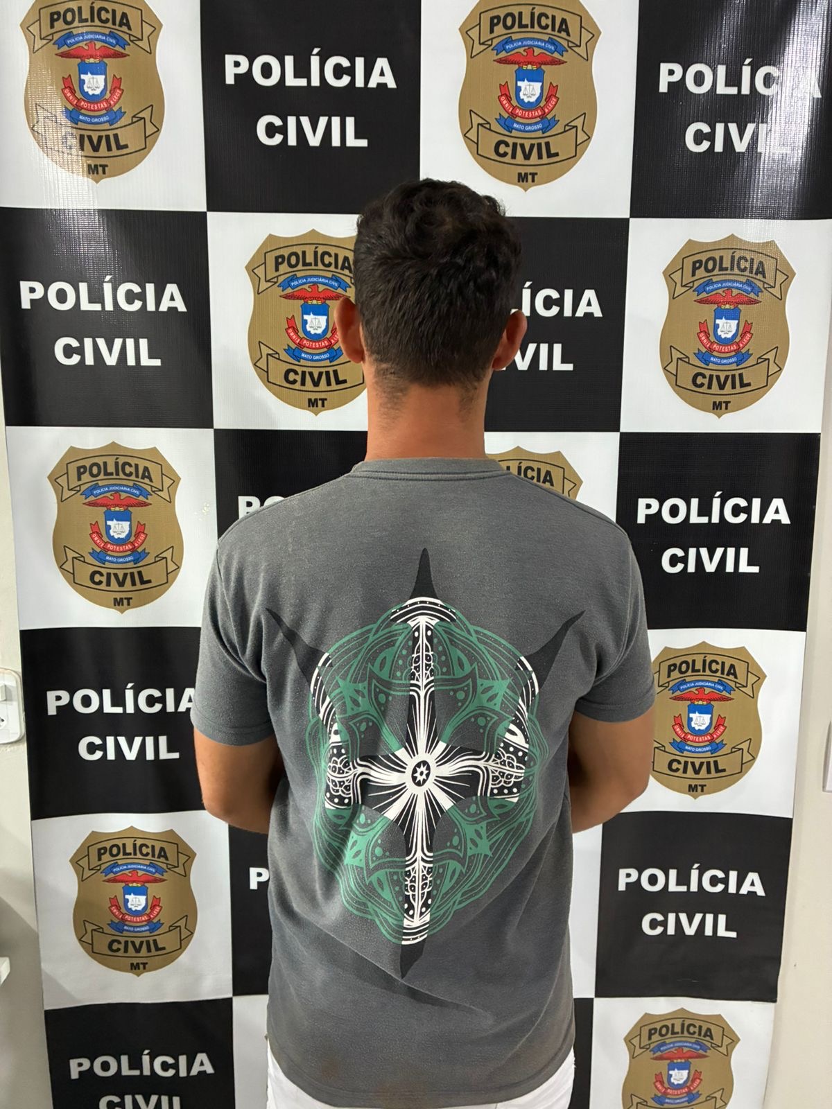 Mandado expedido pela Justiça de Primavera do Leste resulta em prisão em Tangará da Serra