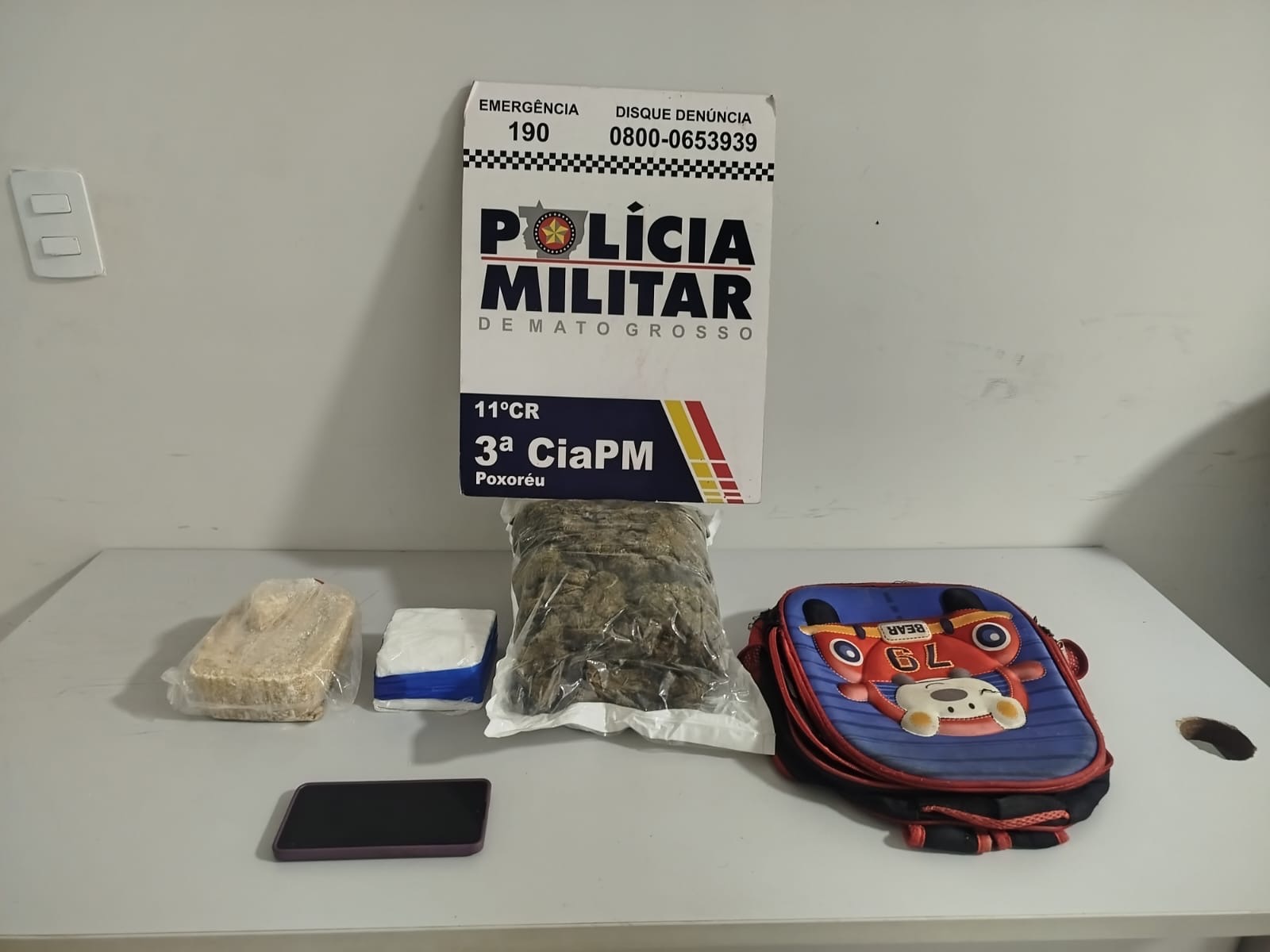 Polícia Militar apreende 2,5 kg de drogas e prende duas mulheres em Poxoréu